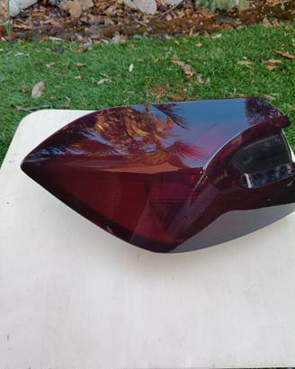 faro posteriore sx Ford Fiesta 
