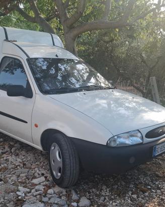 Ford courier