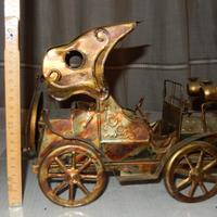 Auto in Rame con carillon