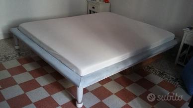 Letto matrimoniale Ikea HAGALI legno massello