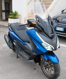 Honda Forza 350. Nuova, solo 900 Km.