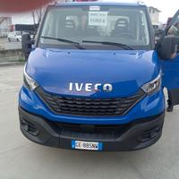 DAILY 35.16 CASSONE FISSO APERTO E GRU