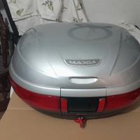 Bauletto givi maxia 52 litri come nuovo.con piastr