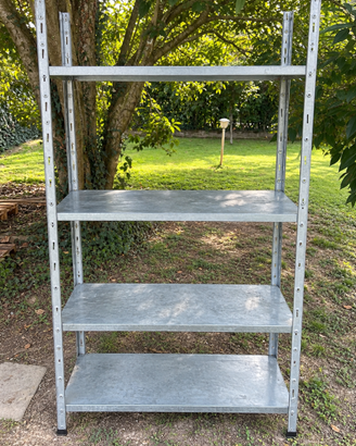 Scaffale in ferro – 4 ripiani