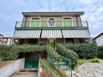 VILLA SINGOLA A PESSANO CON BORNAGO