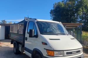 Autocarro Iveco Daily 35/A