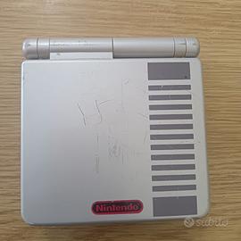 Nintendo Gameboy Advance Nes edition e Pokemon