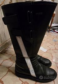 stivali originali Polizia gianfortex taglia 42