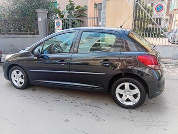 Peugeot 207 1.4 HDi Diesel BASSISSIMI CONSUMI