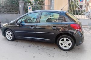 Peugeot 207 1.4 HDi Diesel BASSISSIMI CONSUMI