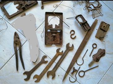 Utensili vecchi vari