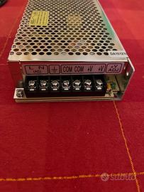 Alimentatore ca/cc 12V 10 A