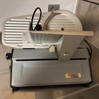 Affettatrice elettrica ESSEGIELLE Z22