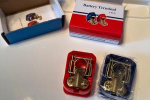 Terminali per la batteria dell'auto per un rapido