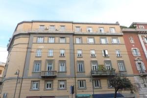 Cagliari centro via Dante piano alto quadrivano