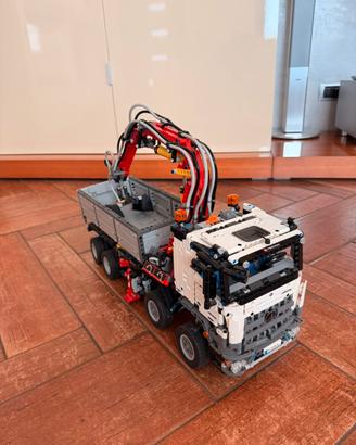 Camion mercedes lego technic
