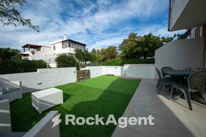 TRILOCALE CON GIARDINO CALA REALE STINTINO