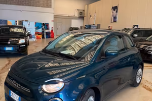 Fiat 500e Berlina 42 kWh
