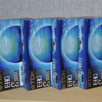 4 Videocassette 8 mm TDK E-HG da 90   VERGINI