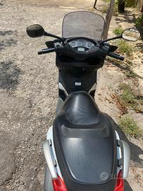 Yamaha X-Max 125 - 2008