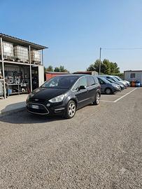 Ford S MAX