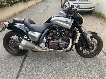 Yamaha VMAX - 2009