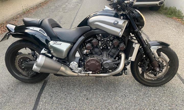 Yamaha VMAX - 2009