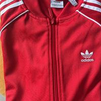 Tuta Adidas con logo