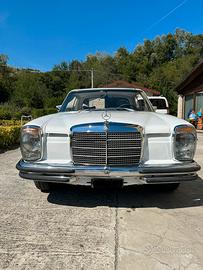Mercedes Benz w114  280 Coupe
