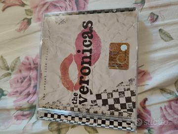 Cd musi the veronicas the secret life of