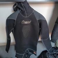 Muta sub, pinne apnea, maschera apnea, cinta pesi.