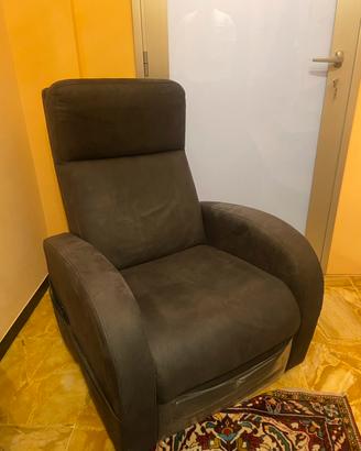 Poltrona chateau d’ax motorizzata [TRATTABILE]