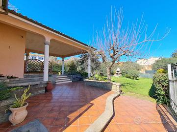 VILLA SINGOLA A FABRICA DI ROMA