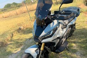 Honda xadv 750