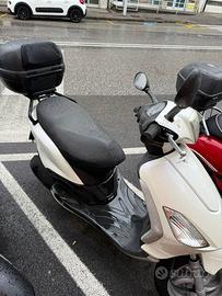 Piaggio fly 125