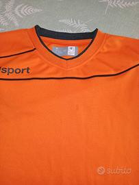 Maglia da portiere arancione.