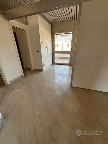 Ufficio con terrazzo di 100 mq