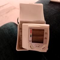 pressione misuratore da polso