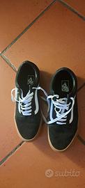 Vans 42 cm 27