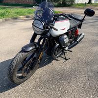 Moto Guzzi V 7 Stone Ten