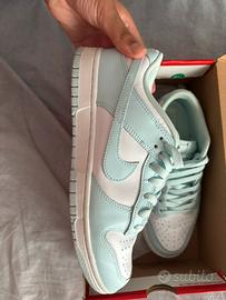 Dunk azzurre e bianche