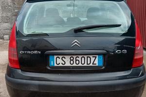citroen c3 del 2005
Motore 1100 cc 60 cv benzina