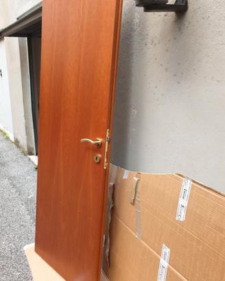 Porte in legno da interni