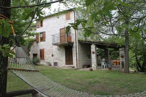 Casale Caiseveri (Riserva Gola Furlo)