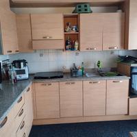 cucina  usata ma tenuta bene 