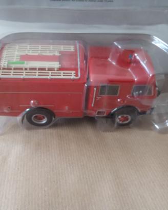 Camion Vigili del Fuoco OM 150 1968 Scala 1:43