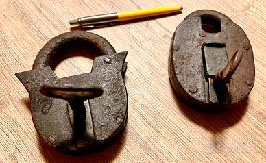 ANTICHI LUCCHETTI ENORMI