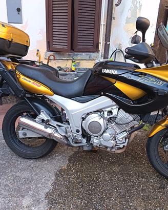 Yamaha TDM 850