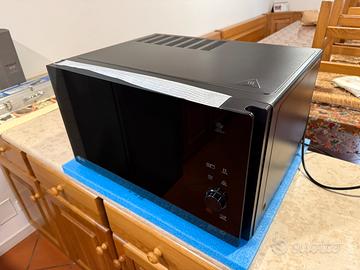 Forno microonde LG 32lt. NUOVO