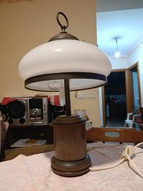 Bajur da scrivania in legno e metallo – doppia luc